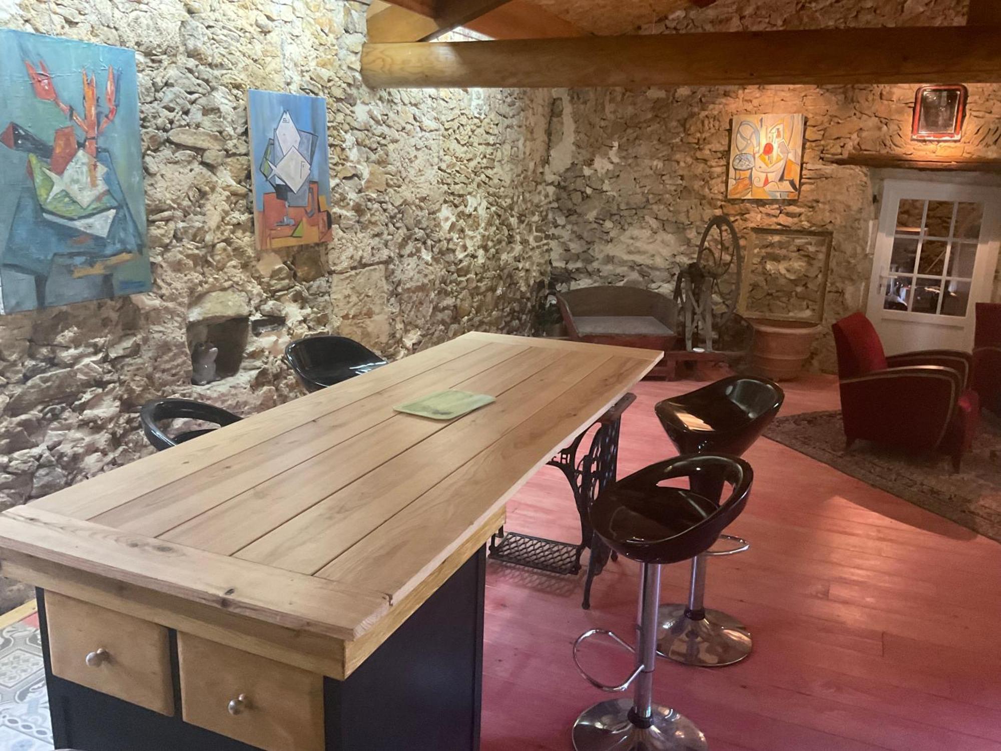 Apartment Loft Atypique Saint-Montan